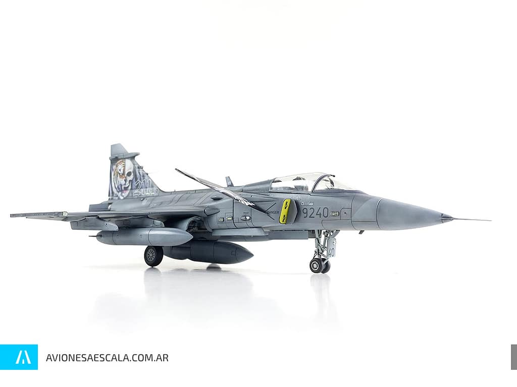 JAS-39C Gripen Revell AAE