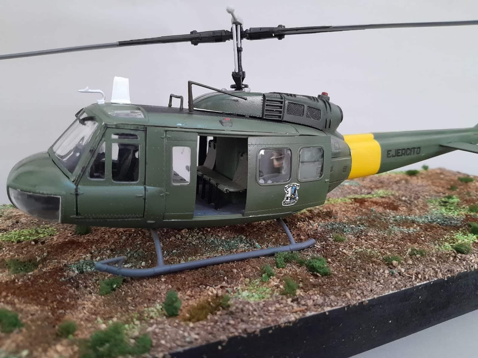 UH-1H AE 424 – Malvinas