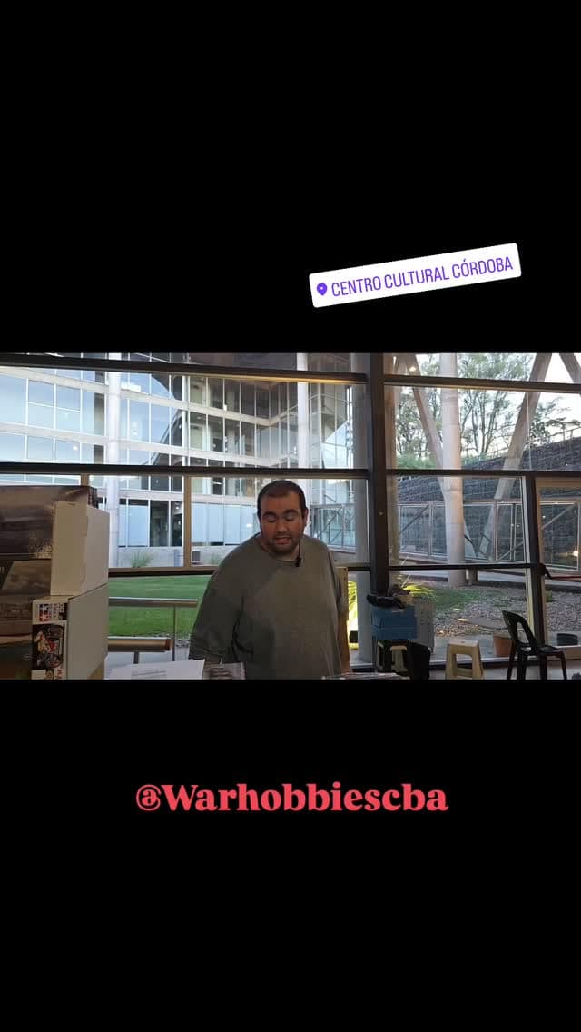 Visitando el Stand de Warhobbies en nuestro 2do Concurso Regional y 4ta Expo de plastimodelismo