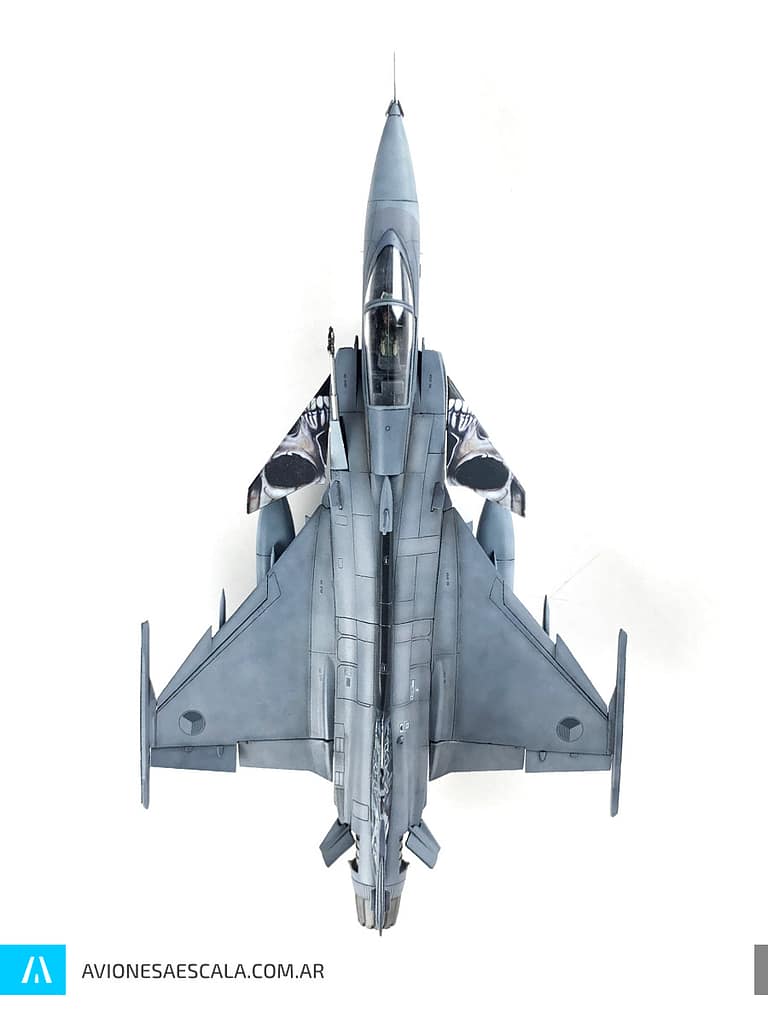 JAS-39C Gripen Revell AAE